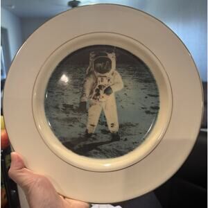 Fred Babbitt Astronaut Decorative Plate